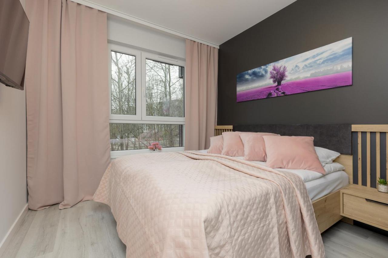 Apartamento Dark Blue And Grey With Pastel Bedroom In By Renters